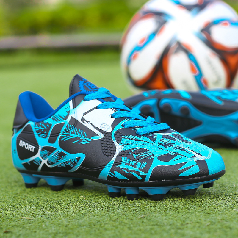 Nieuwe voetbalschoenen voor ki - Kids Outdoor Boots recensie en prijs